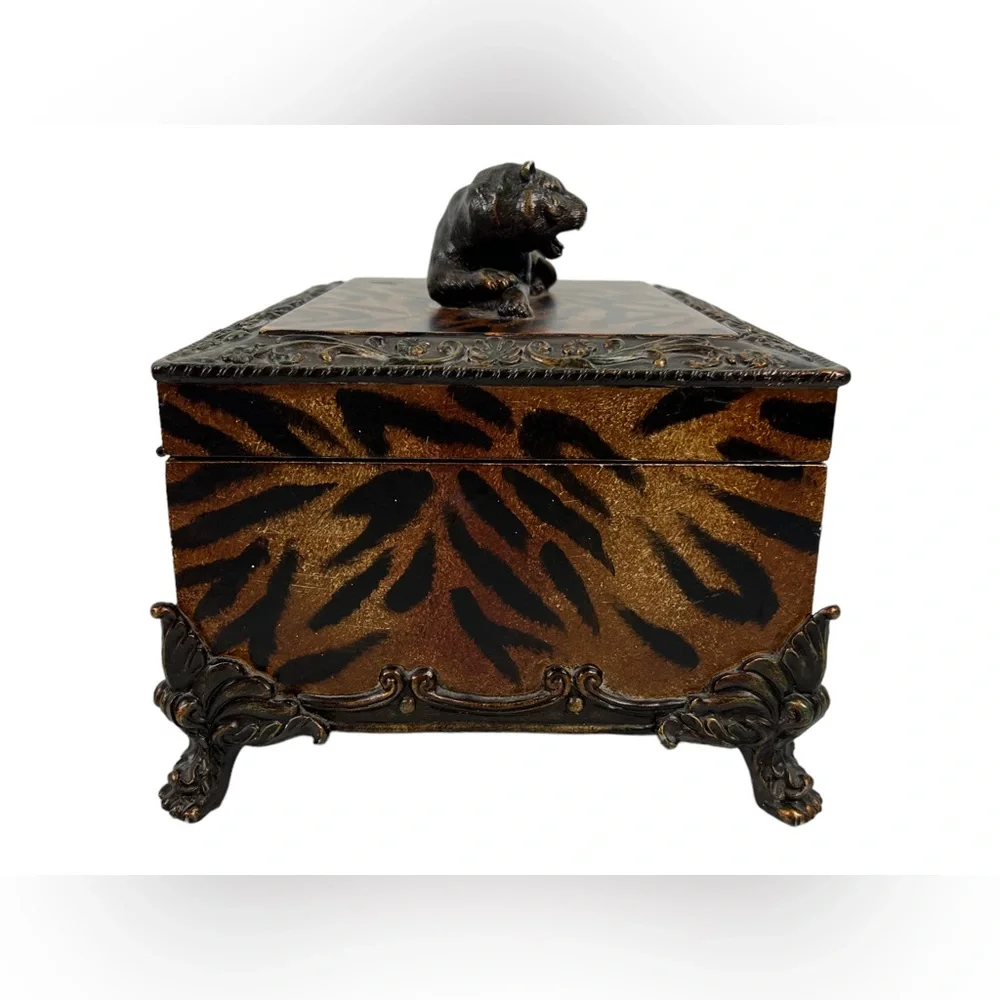 Jewlery Box Tiger Animal Print 11x8x6 Brown Vintage Patina Velvet Lining Rare